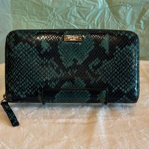 kate spade Green and Black Snakeskin Zip Wallet